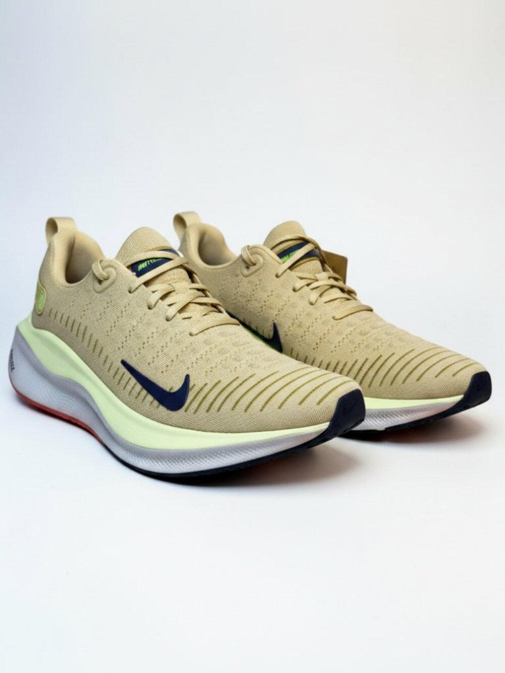 ✨ Nike React Infinity Run Flyknit 4 Men’s Running Shoes – Size 11.5 ✨